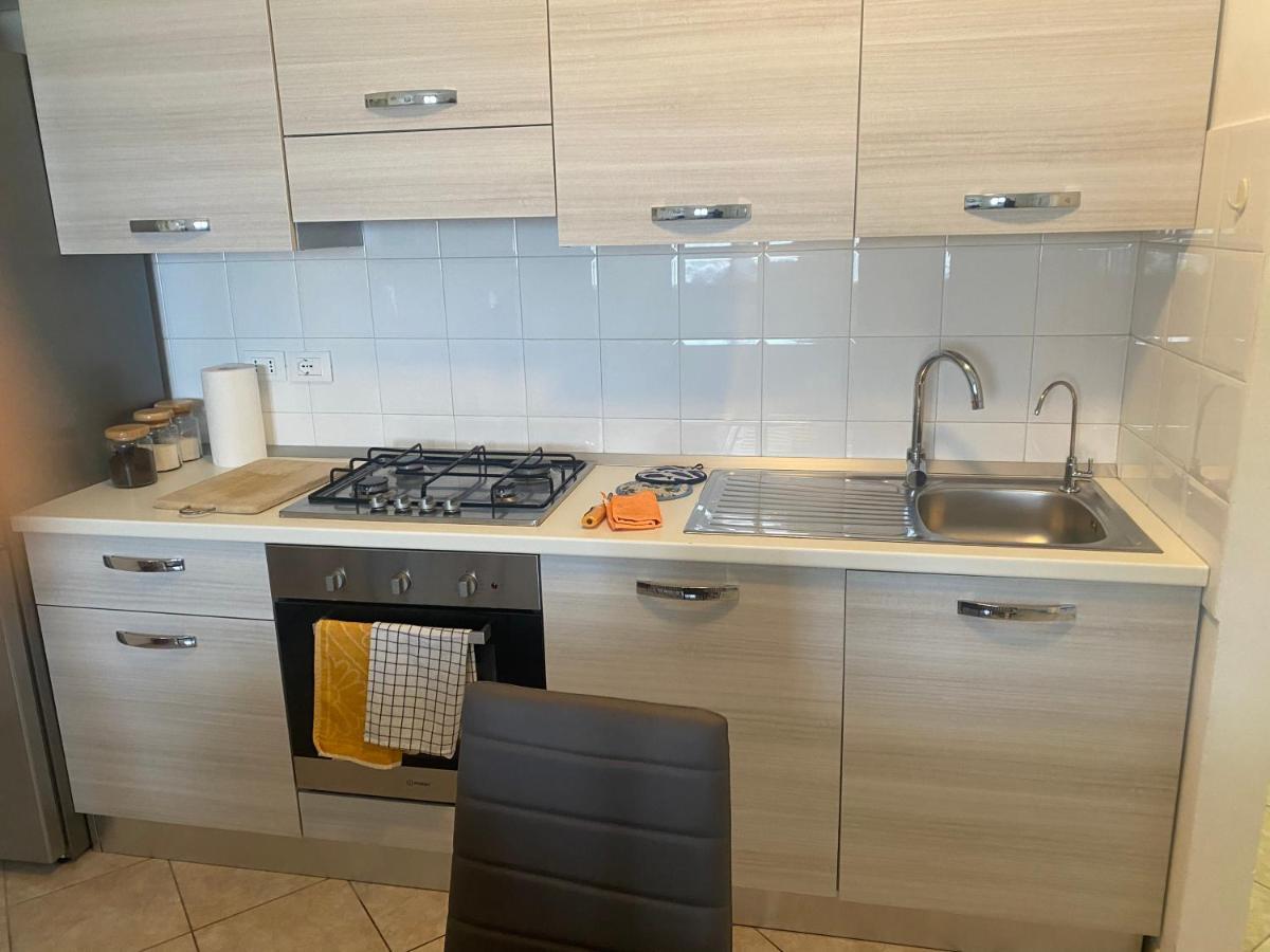 فيلا Casa Vista Mare - Superb Garden And Parking Included إمبيريا المظهر الخارجي الصورة
