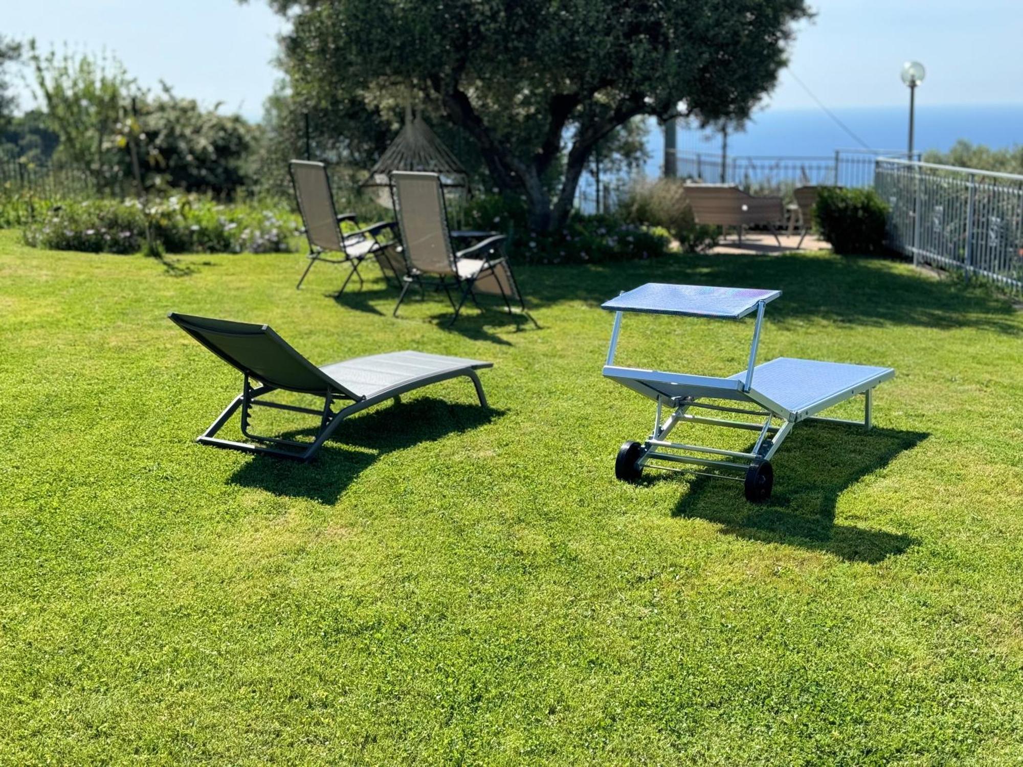 فيلا Casa Vista Mare - Superb Garden And Parking Included إمبيريا المظهر الخارجي الصورة